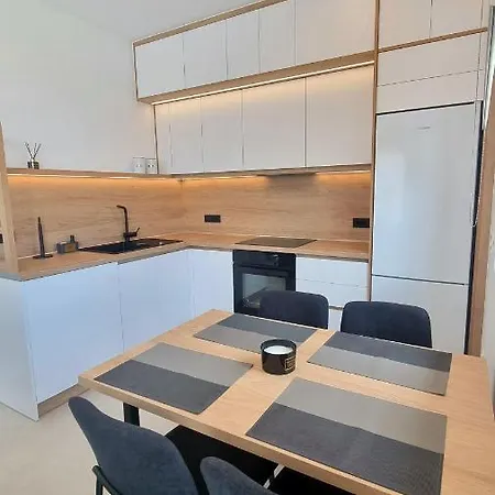 Marigold * Χανιά